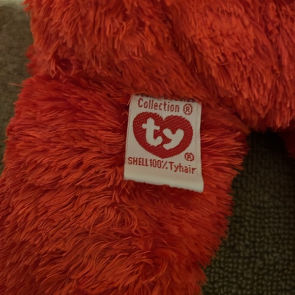 Ty beanie buddy Sizzle bright red blk eyes and nose red ribbon soft and huggable - Picture 4 of 5
